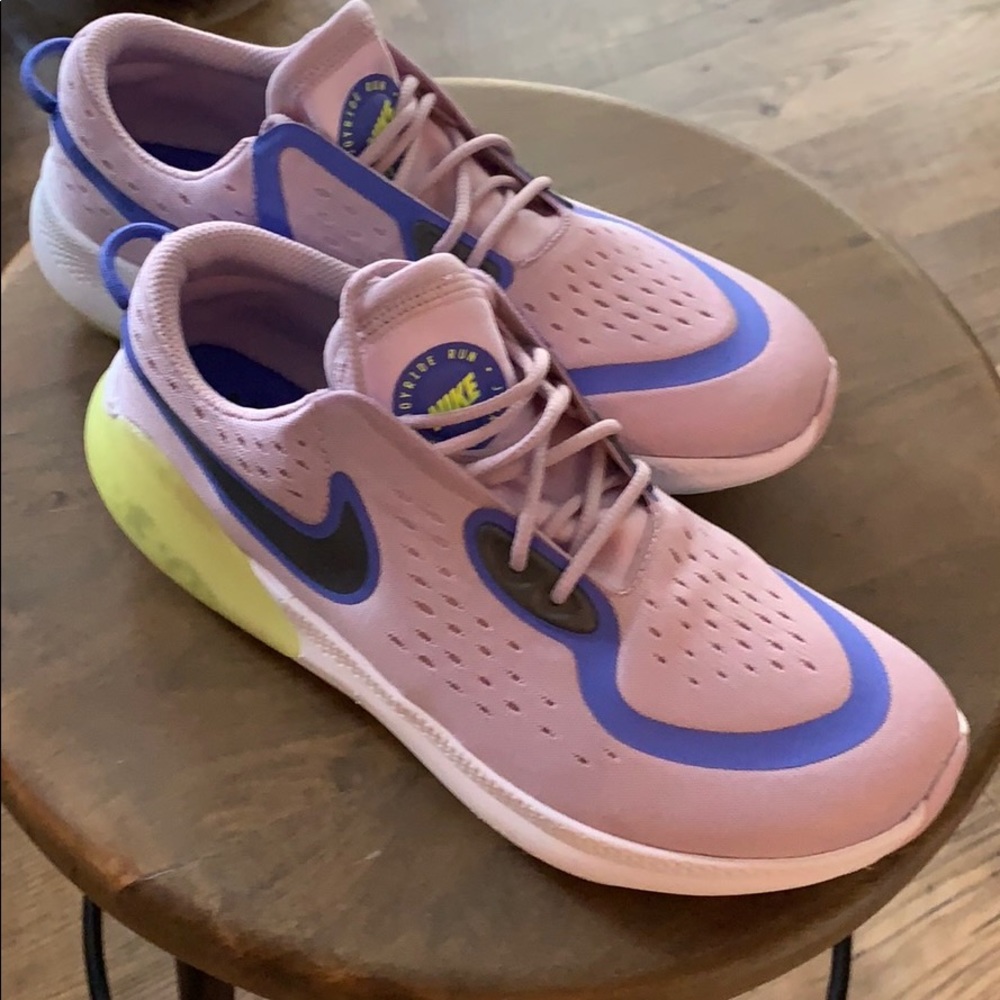 Nike Joyride Dual Run GS, Women's 8.5 NIB